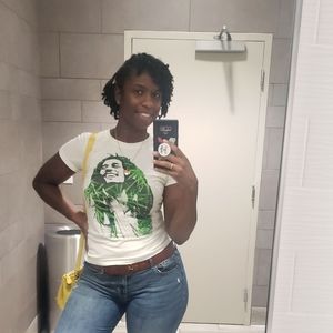 Meet your Posher, Diane